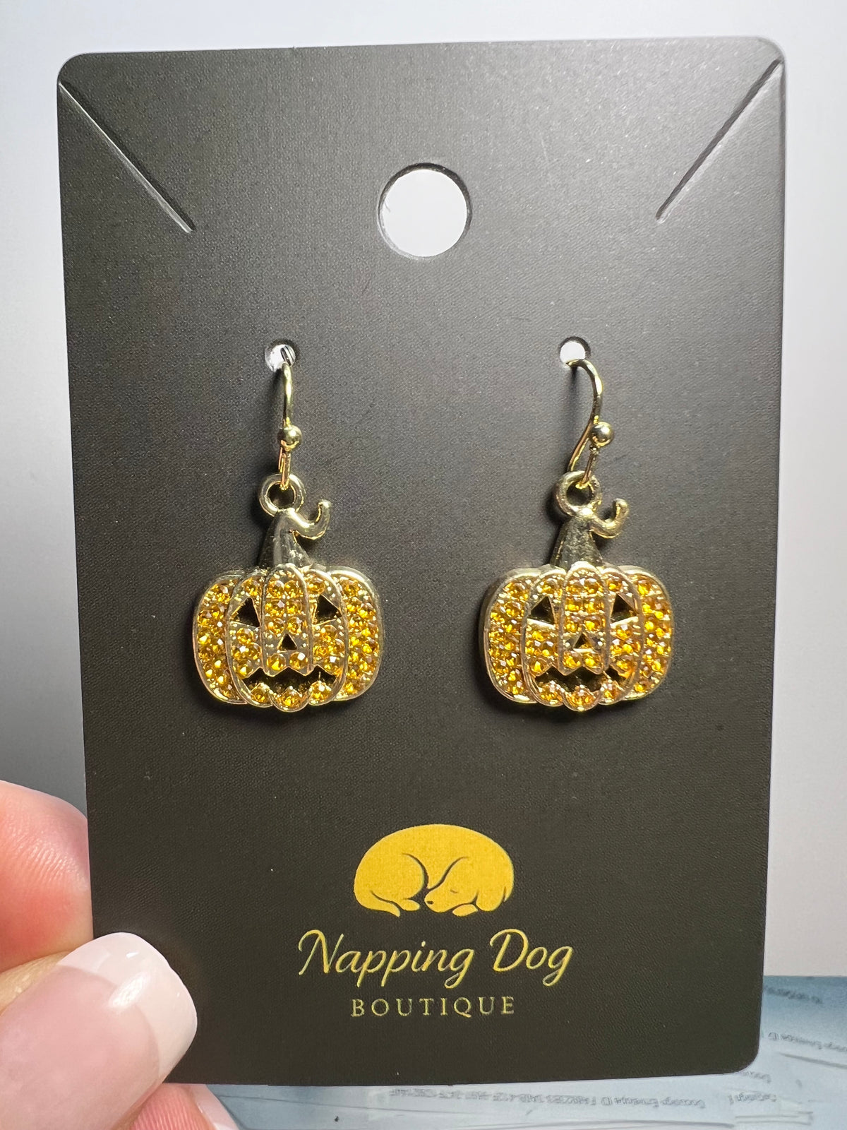 Orange Stone Jack-O’-Lantern Dangle Earrings – Gold-Tone Halloween Earrings