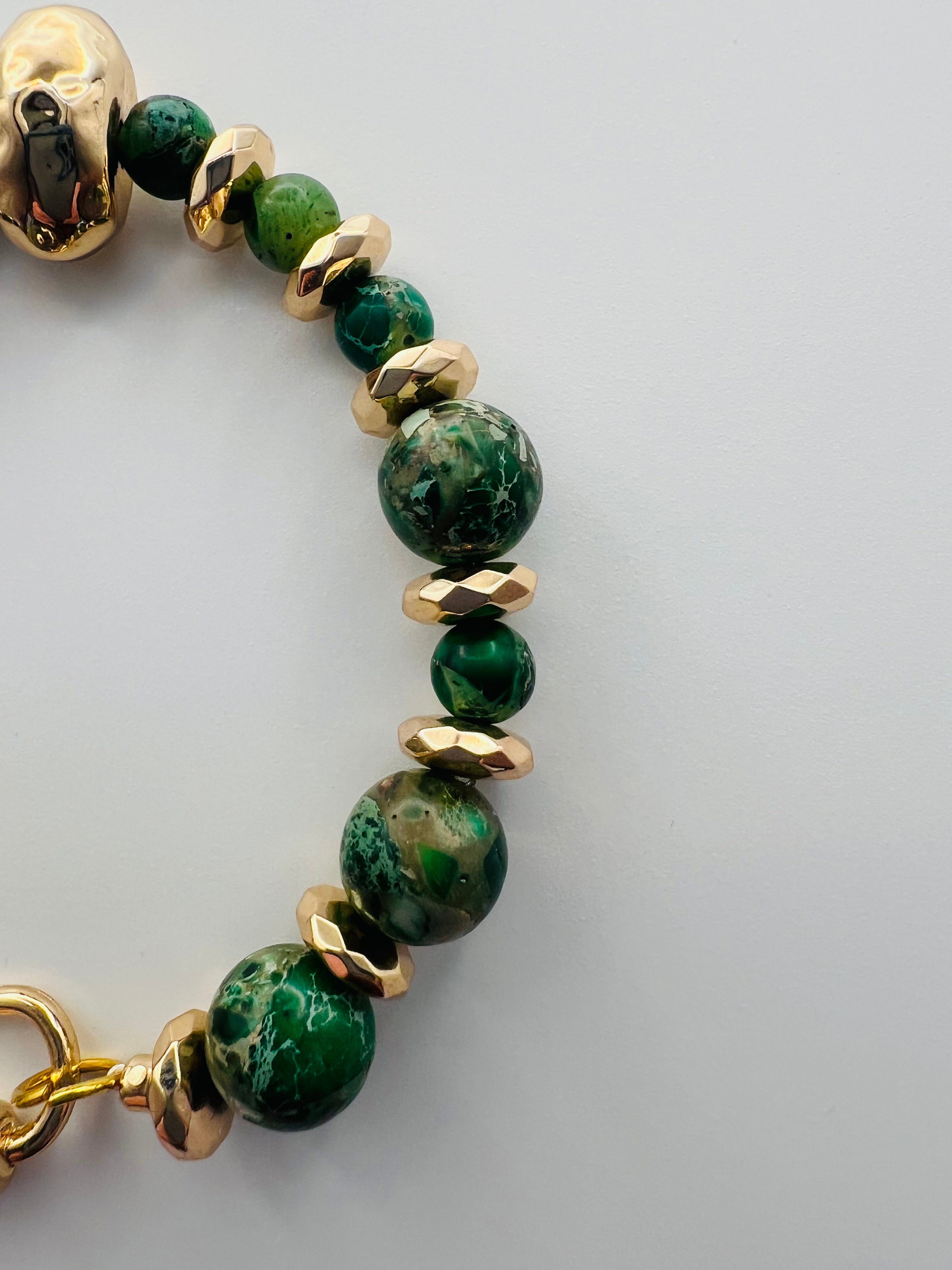 Green Stone & Gold Tone Bracelet with Gold Bead Accents