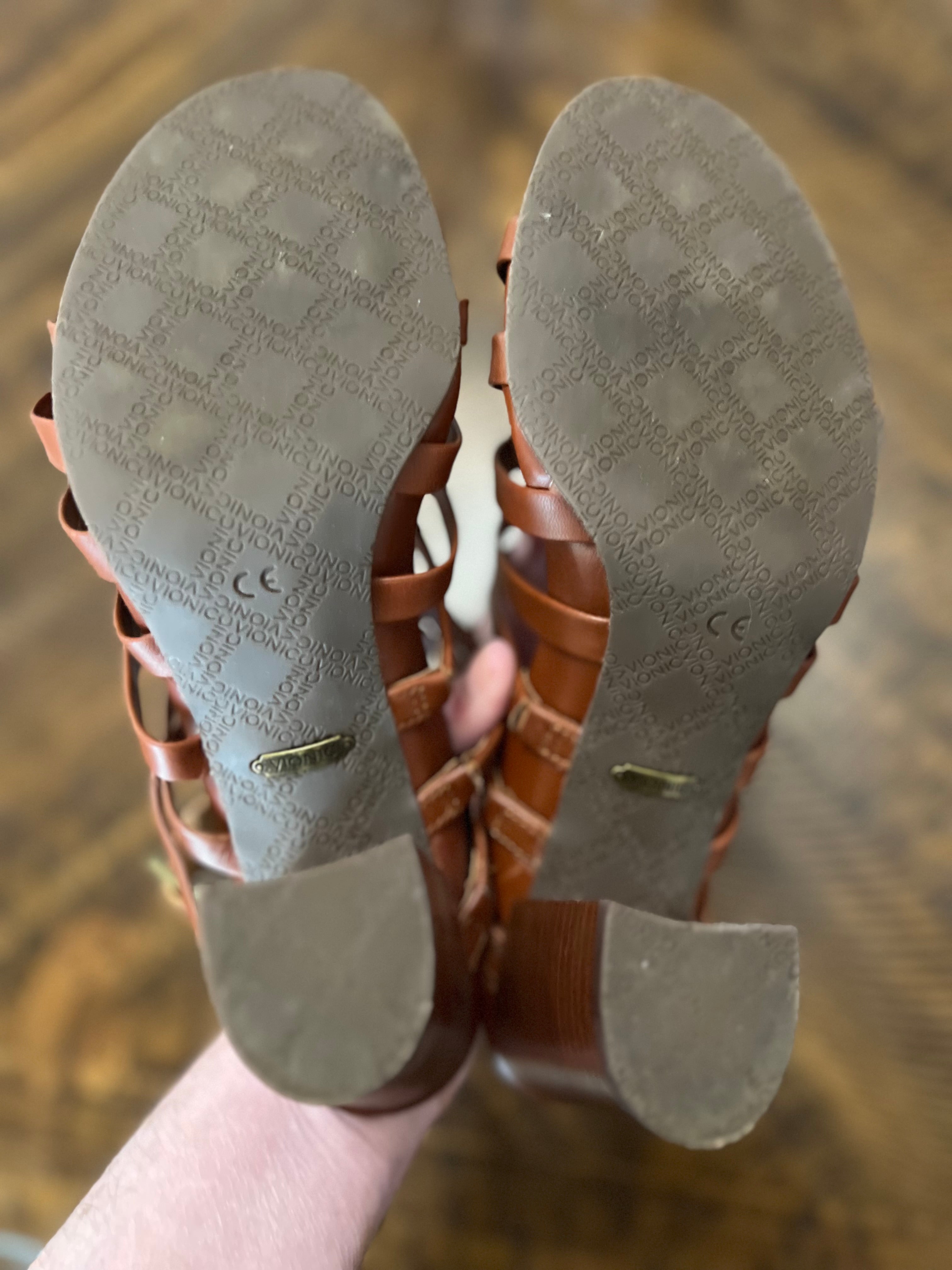 Vionic Sami Women’s Heeled Sandals