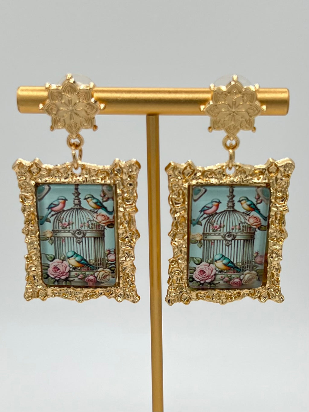 Vintage-Inspired Birdcage Floral Frame Drop Earrings