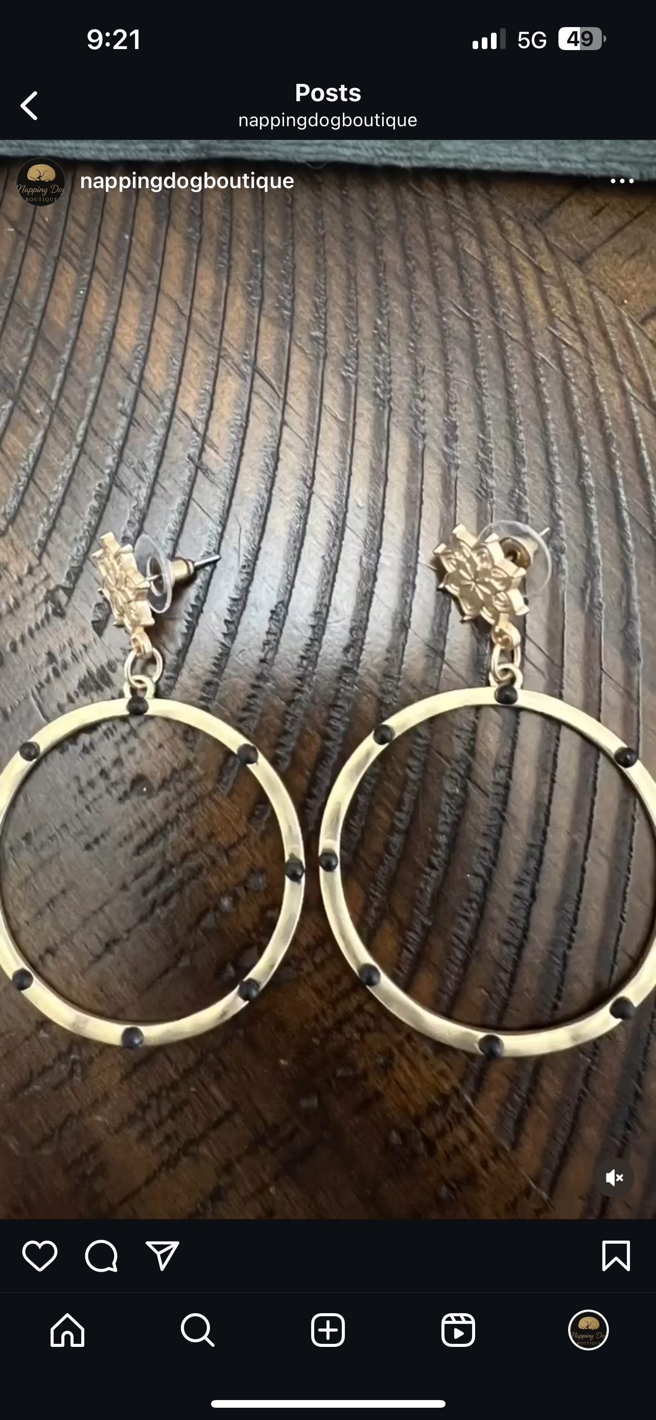 Matte Gold and Black Hoops Earrings Earrings with Vintage Flower Ear Posts