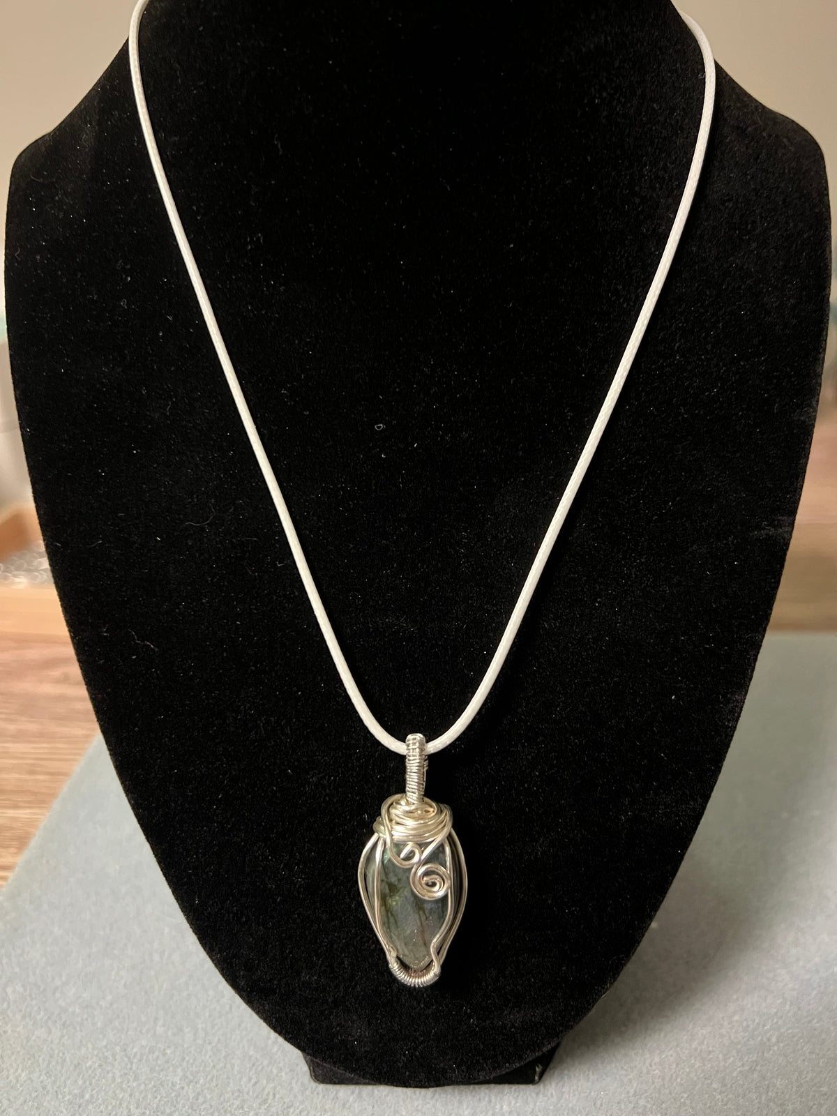 Sterling Silver Wire-Wrapped Labradorite Pendant Necklace