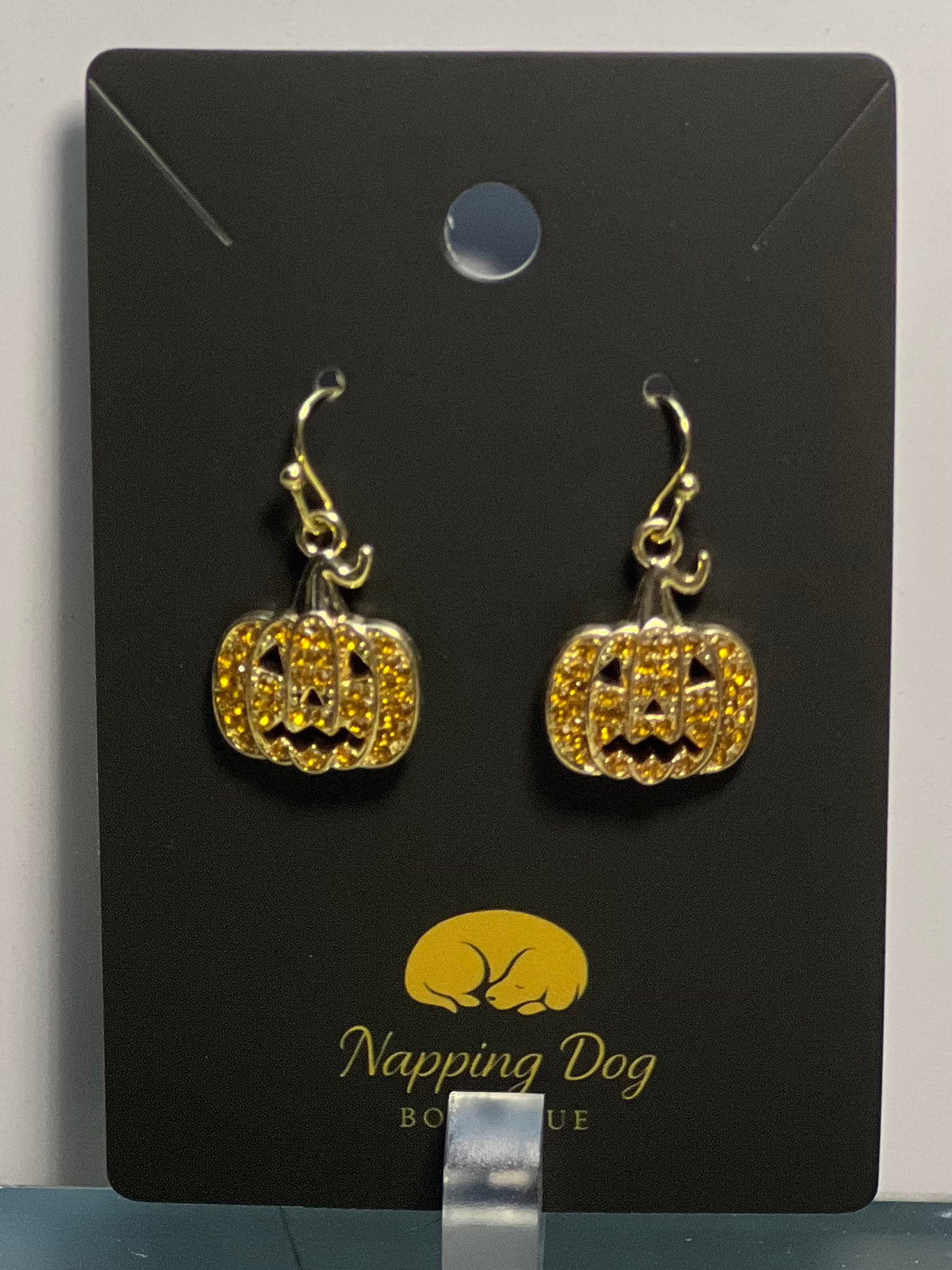 Orange Stone Jack-O’-Lantern Dangle Earrings – Gold-Tone Halloween Earrings