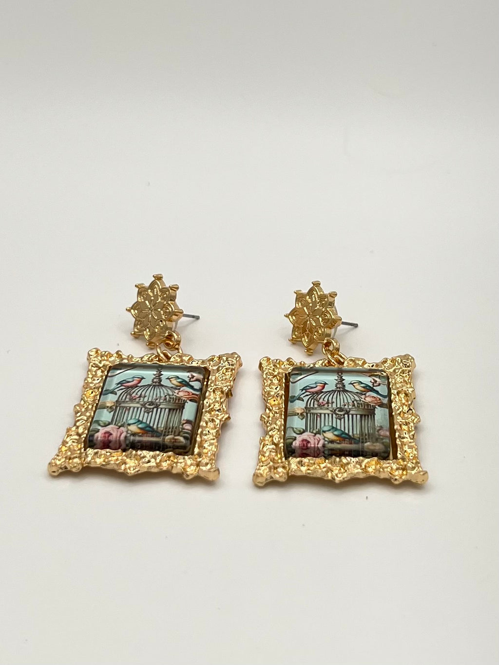 Vintage-Inspired Birdcage Floral Frame Drop Earrings
