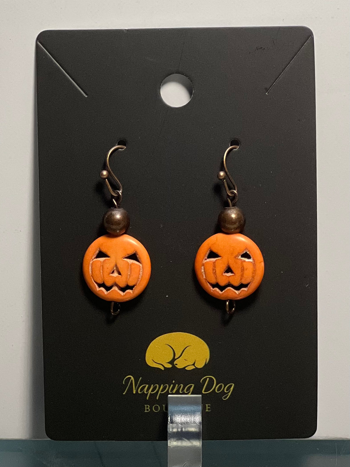Ceramic Jack-O’-Lantern Dangle Earrings – Antique Bronze-Tone Halloween Earrings