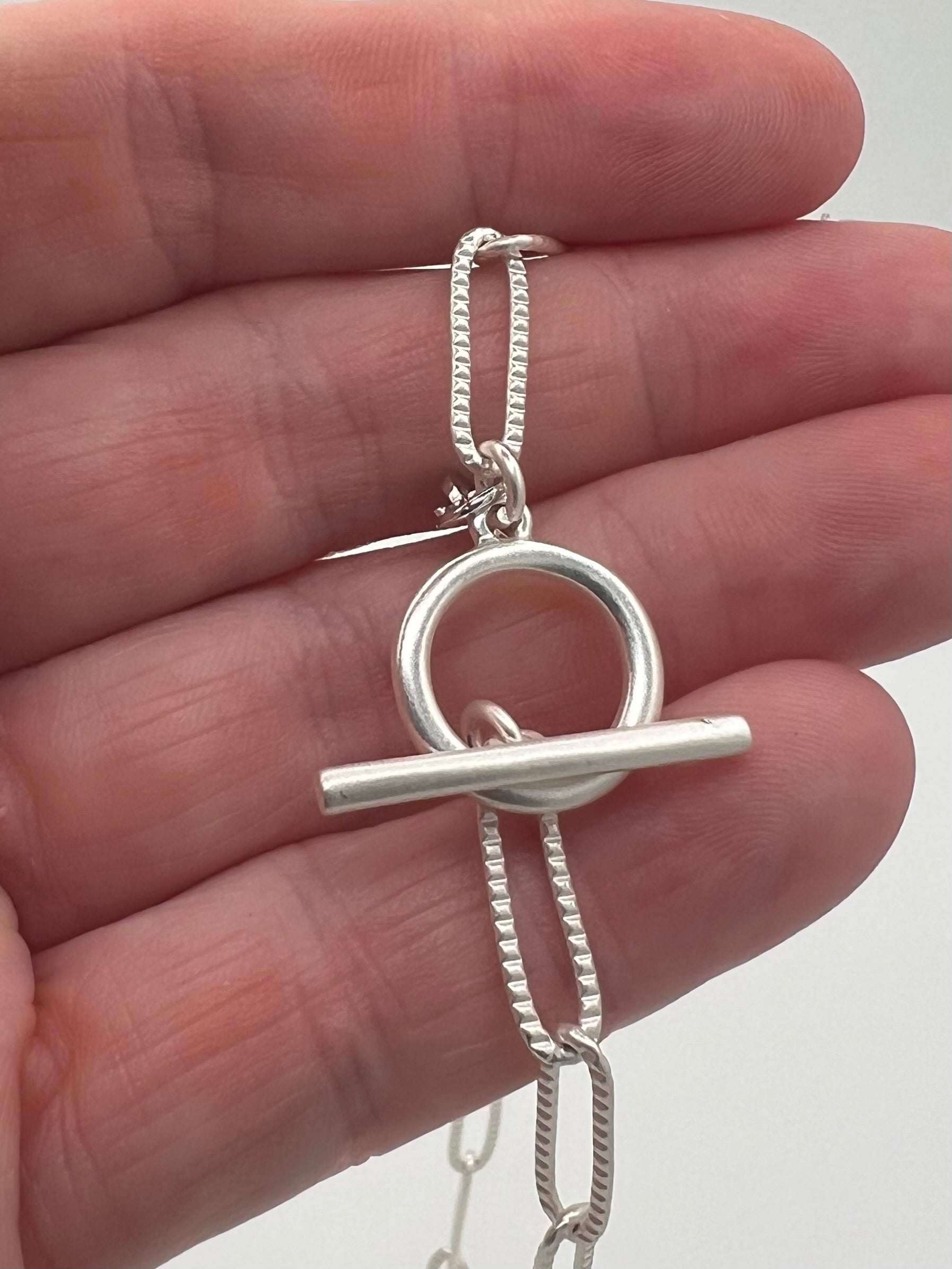 Silver Tone Paperclip Necklace with Silver Daisy Pendant