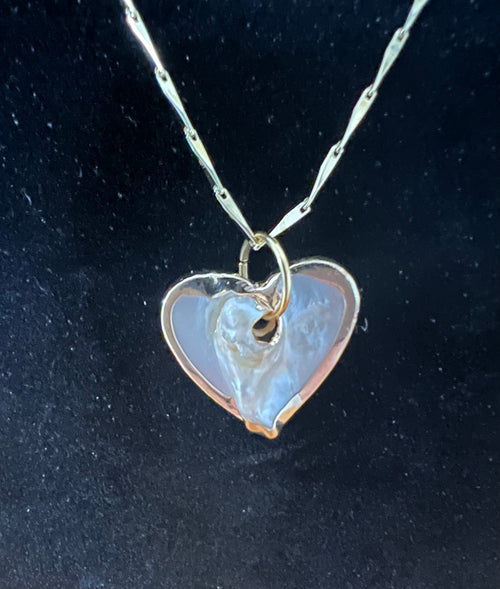 18K Gold-Filled Shell Heart Necklace - Golden Harvest Collection