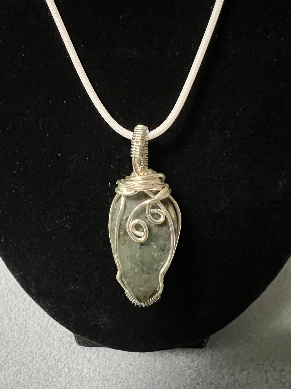 Sterling Silver Wire-Wrapped Labradorite Pendant Necklace