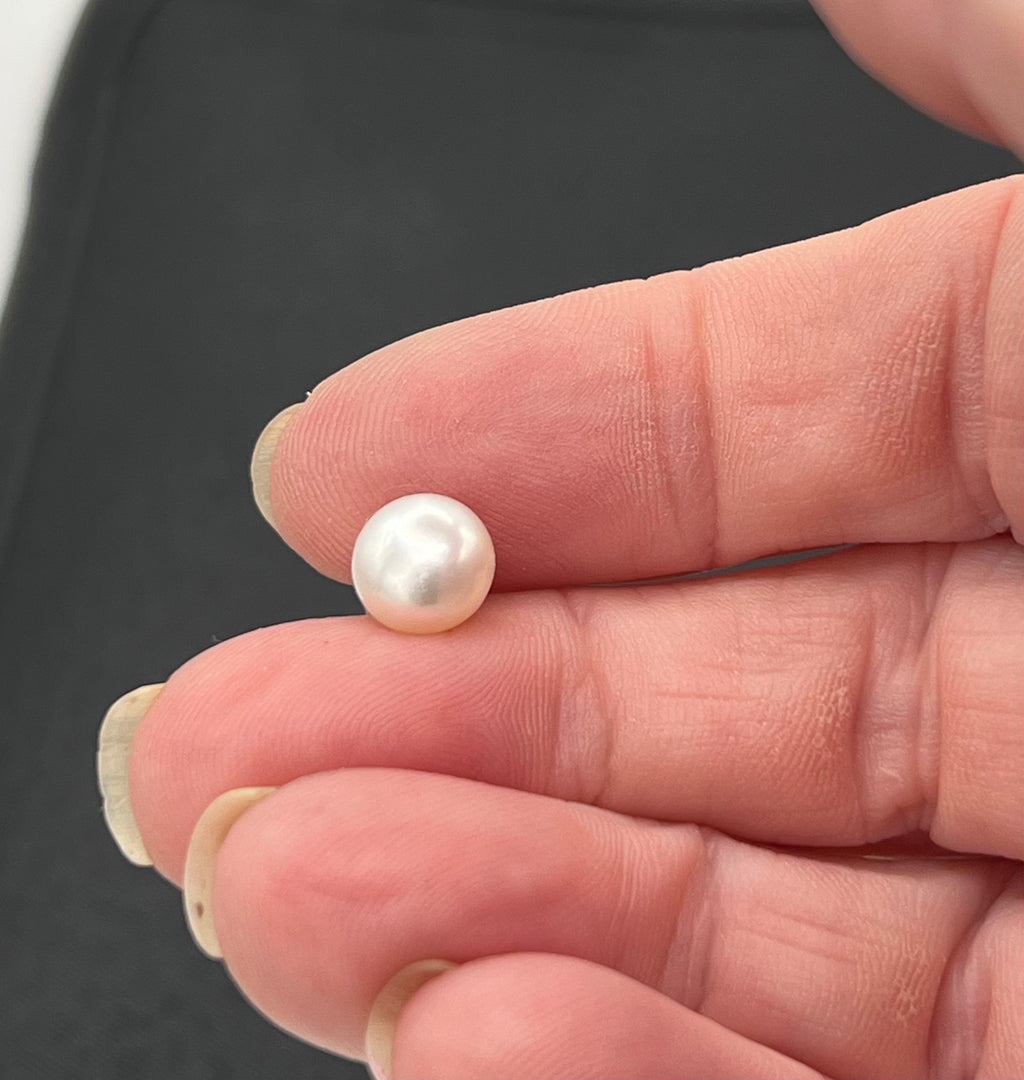 Freshwater Pearl Stud Earrings in Sterling Silver