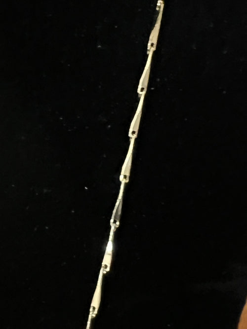 Diamond-Cut Tapered Bar-Link Chain