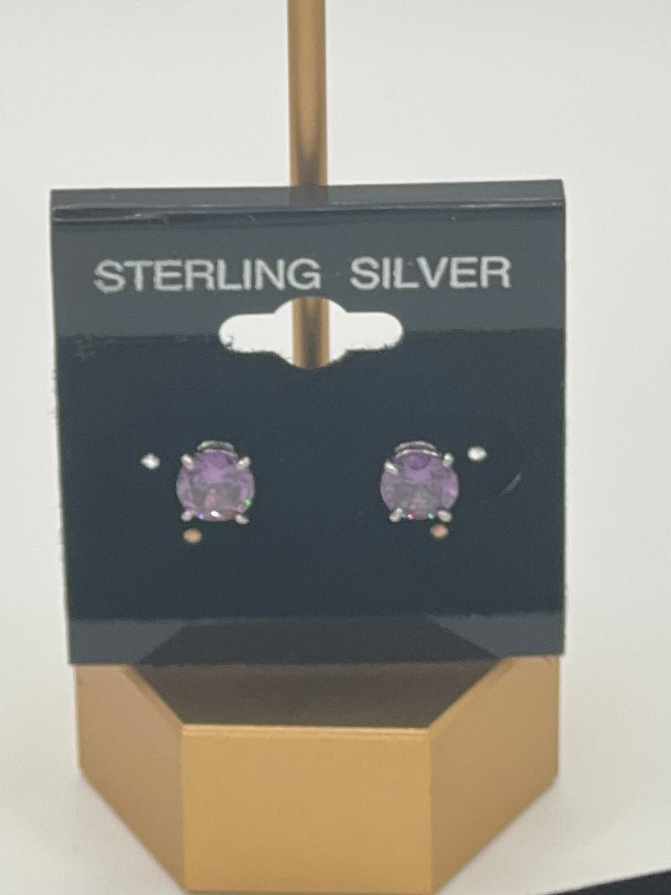 925 Sterling Silver Round-Cut Amethyst Stud Earrings