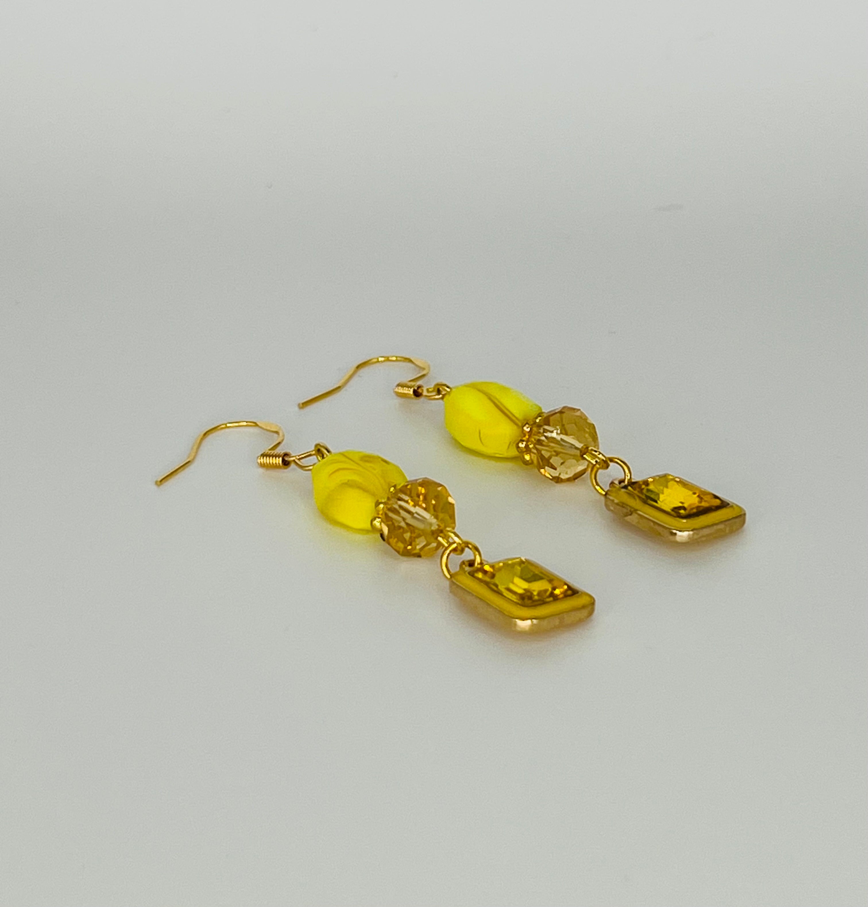 Yellow Beaded and Gemstone Dangle Earrings Set in Gold Tone